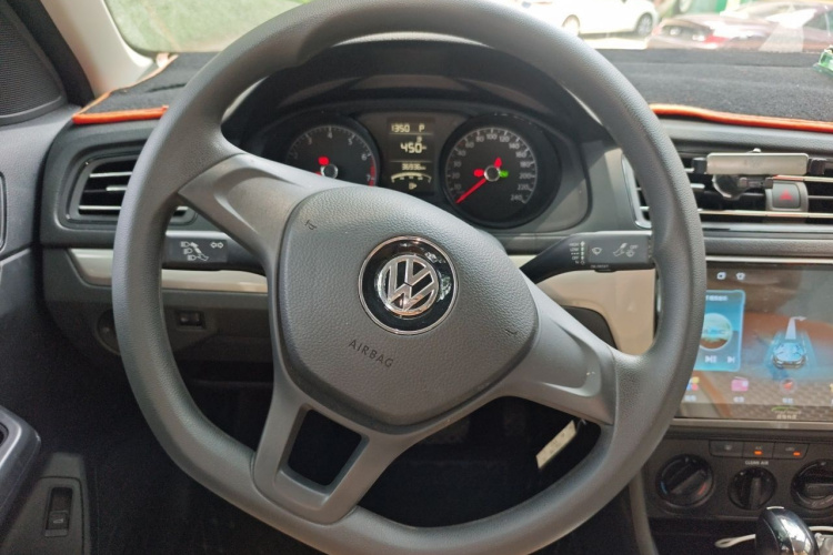 Volkswagen Lavida 2020 car image #11