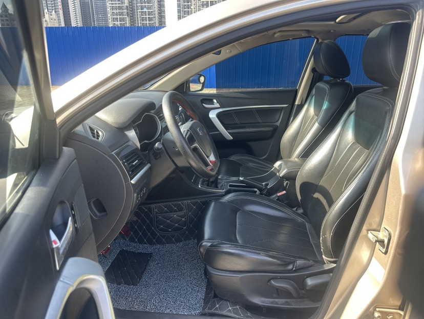 GEELY Emgrand 2017 car image #4