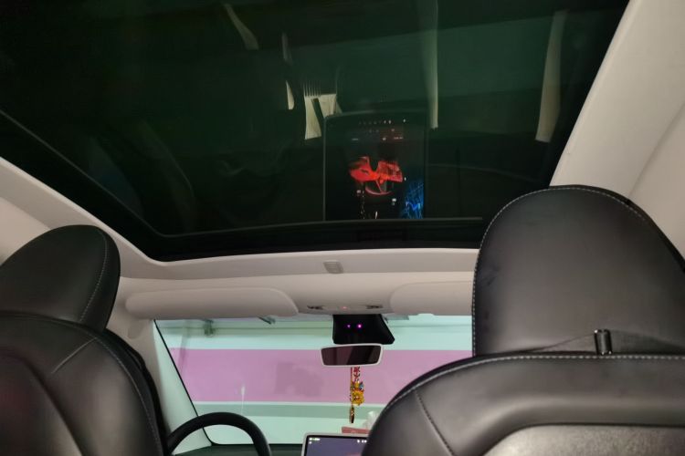 Tesla Model Y 2023 #20 Tesla Model Y 2023 car image #20