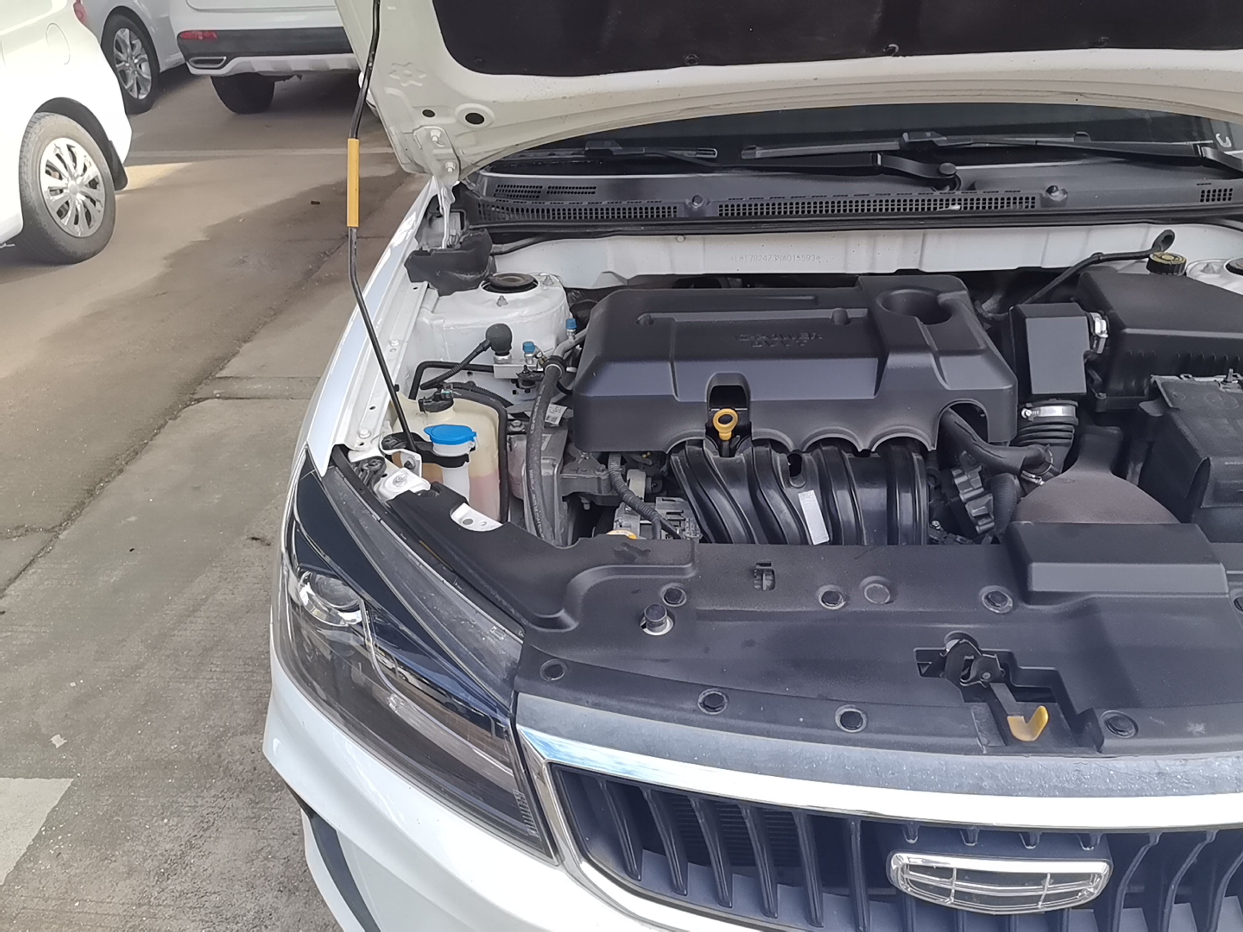 GEELY Emgrand 2022 car image #17