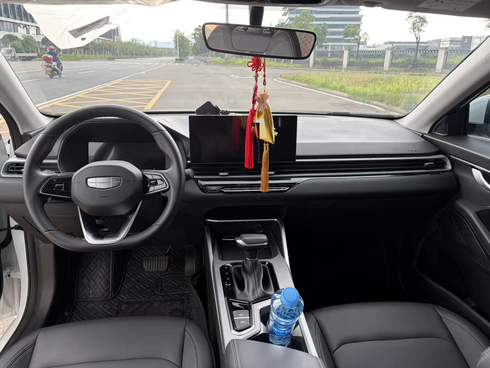 GEELY Emgrand 2026 #6 GEELY Emgrand 2026 car image #6
