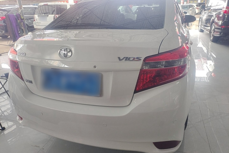 Toyota Vios 2015 #6 Toyota Vios 2015 car image #6