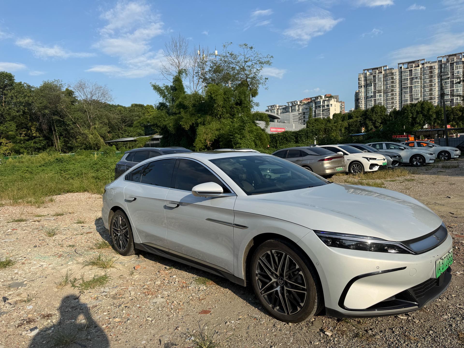 BYD Han 2024 image de voiture #2