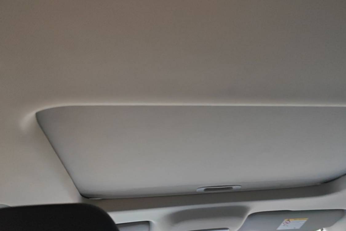 GEELY Coolray 2026 car image #20