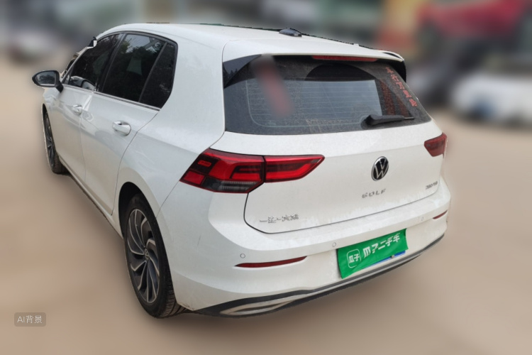 Volkswagen Golf 2023 car image #5
