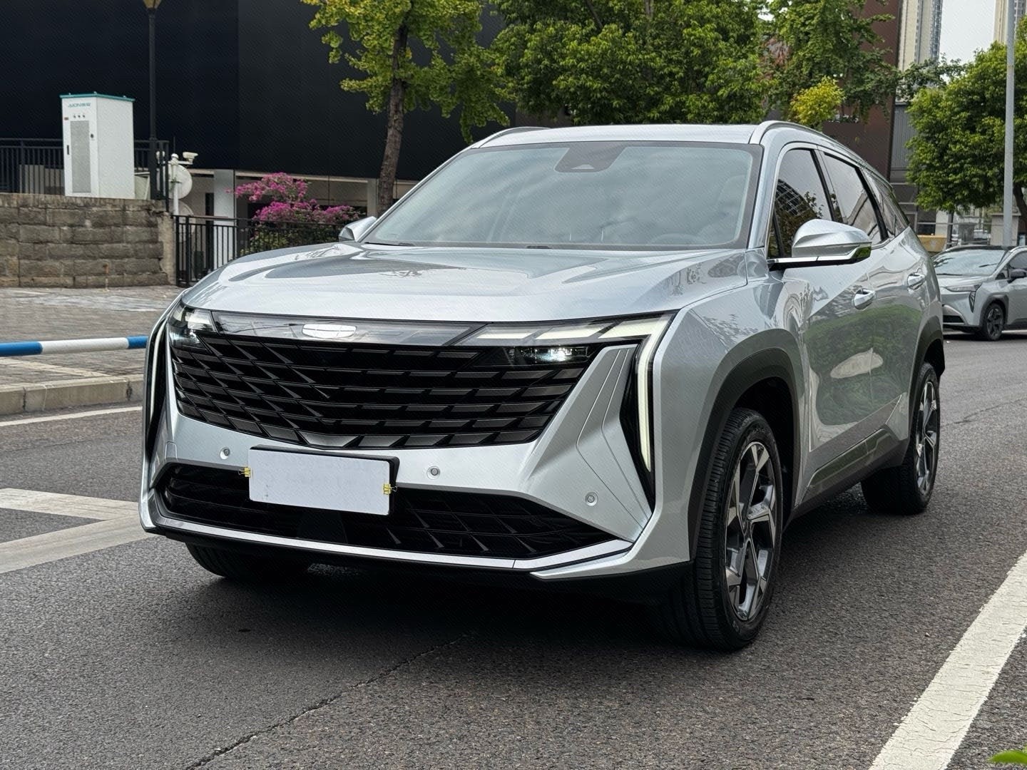 GEELY Boyue L 2024 car image 