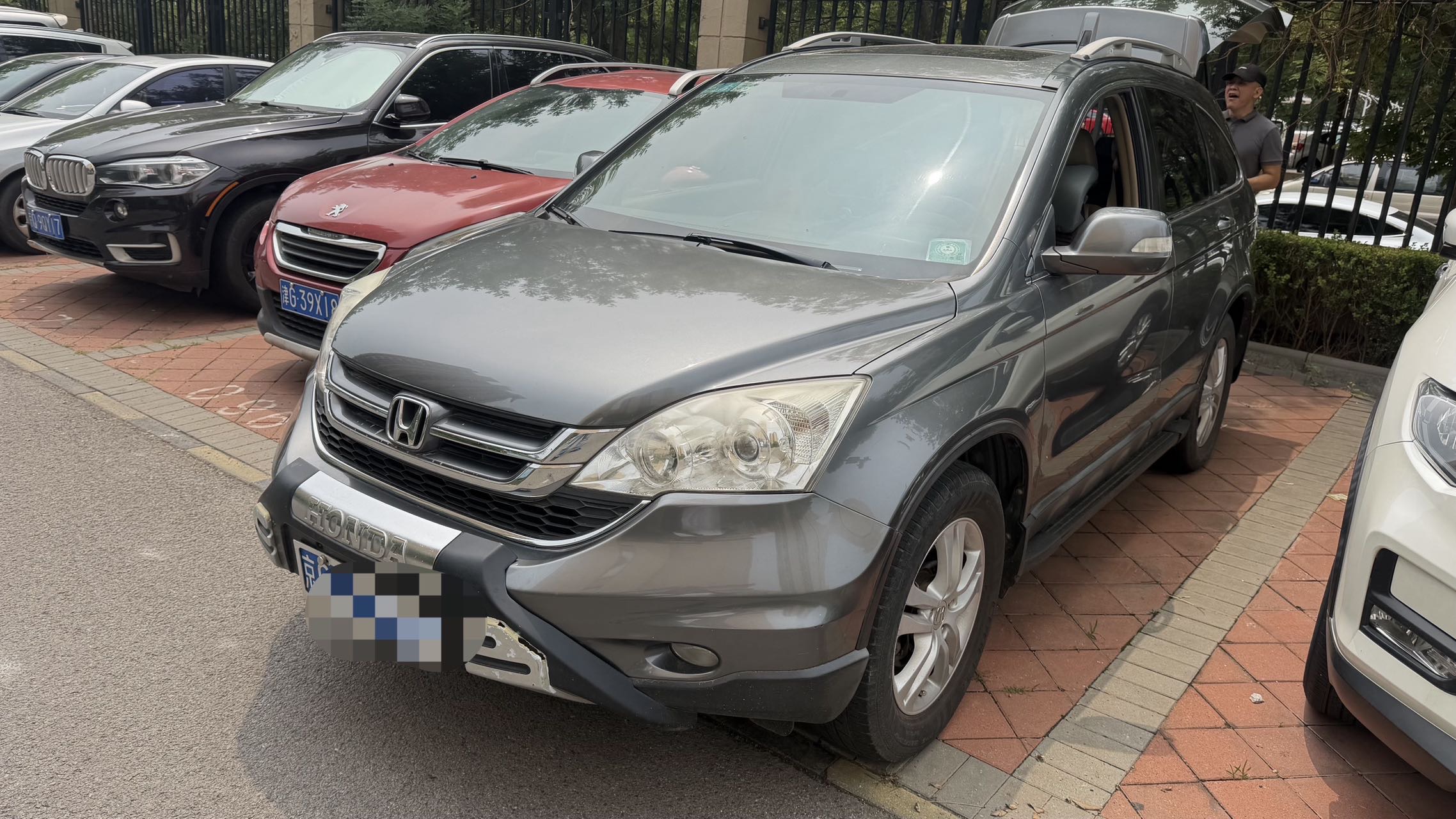 Honda CR-V 2010 Honda CR-V 2010 car image