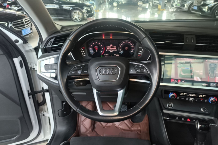 Audi Q3 2021 #11 Audi Q3 2021 car image #11