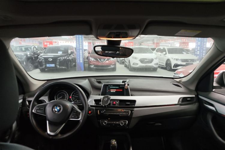 BMW X1 2017 #18 BMW X1 2017 car image #18