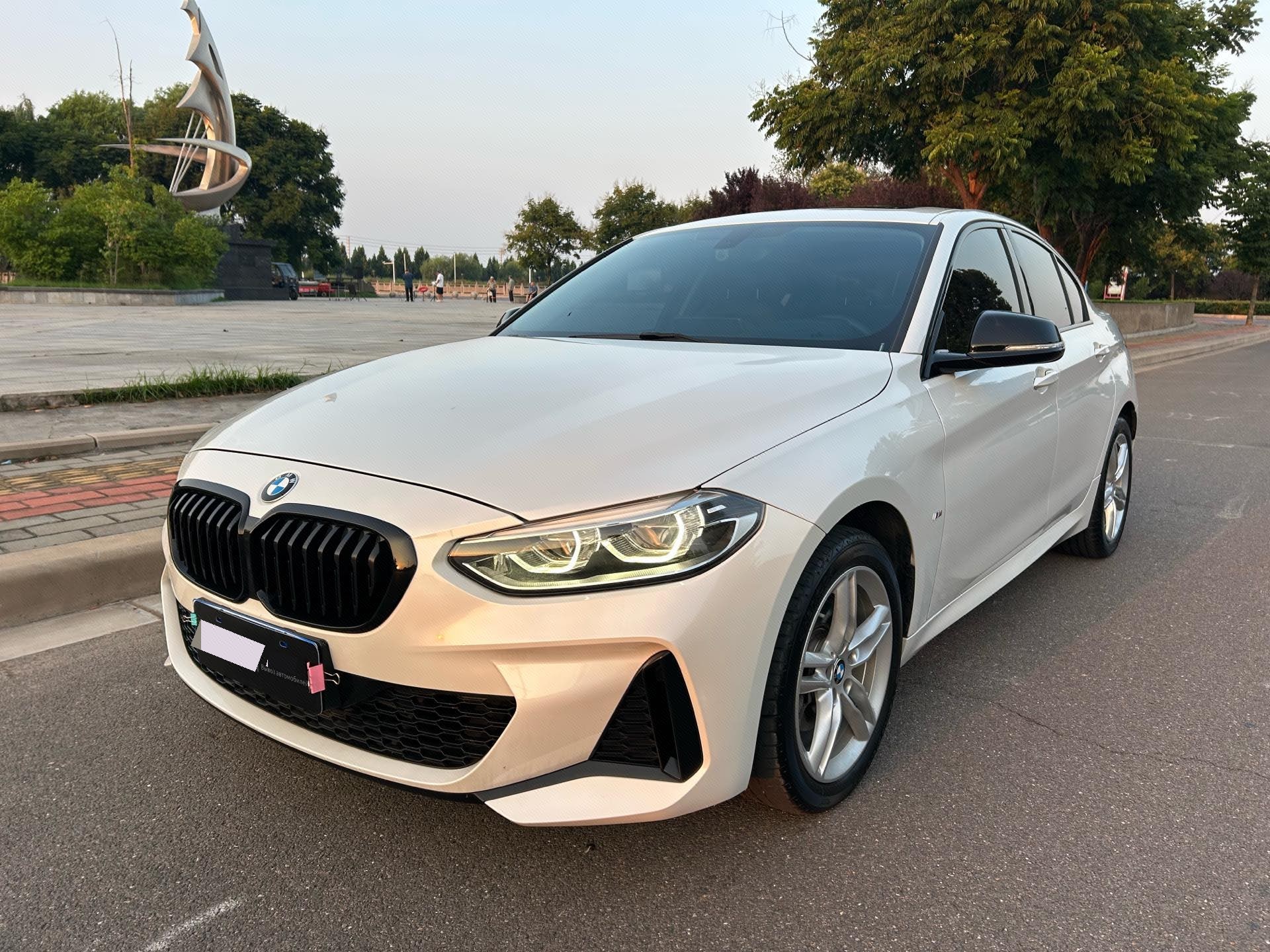 BMW 1 Series 2022 BMW 1 Series 2022 car image