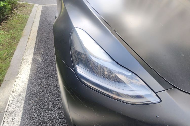 Tesla Model Y 2022 #8 Tesla Model Y 2022 car image #8