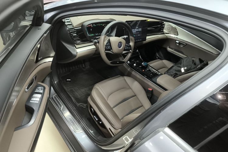 BYD Han 2022 car image #16