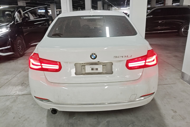 BMW 3 Series 2016 #6 BMW 3 Series 2016 car image #6