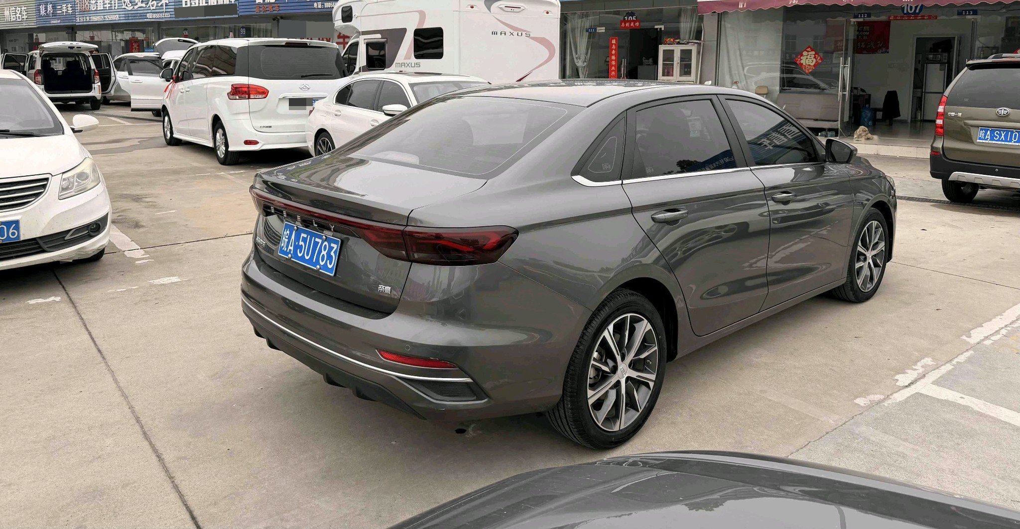 GEELY Emgrand 2023 изображение автомобиля #5