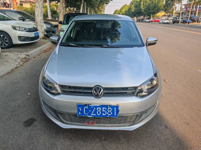 Volkswagen Polo 2014 Volkswagen Polo 2014 image de voiture