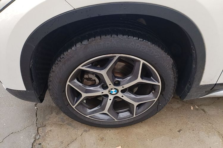 BMW X1 2019 car image #9