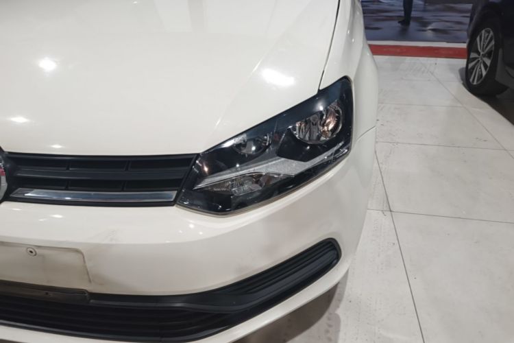 Volkswagen Polo 2016 #23 Volkswagen Polo 2016 car image #23