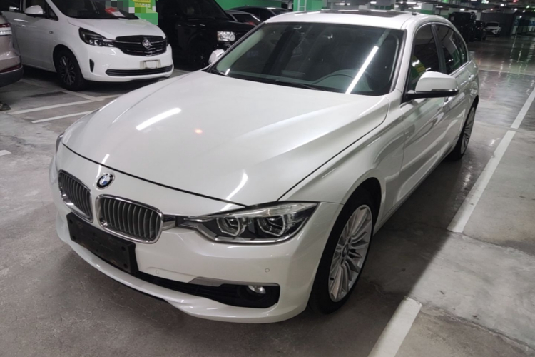 BMW 3 Series 2017 #2 BMW 3 Series 2017 car image #2