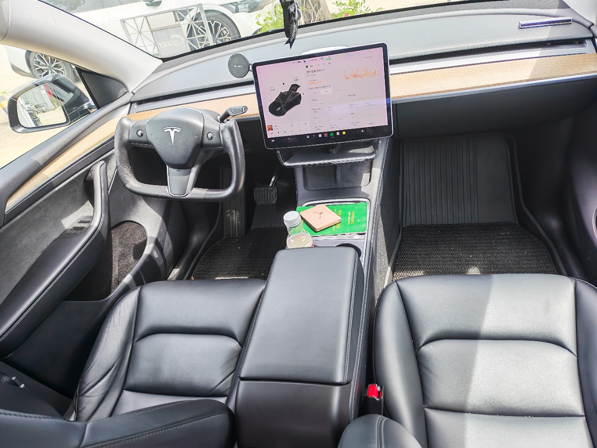 Tesla Model Y 2021 #7 Tesla Model Y 2021 car image #7