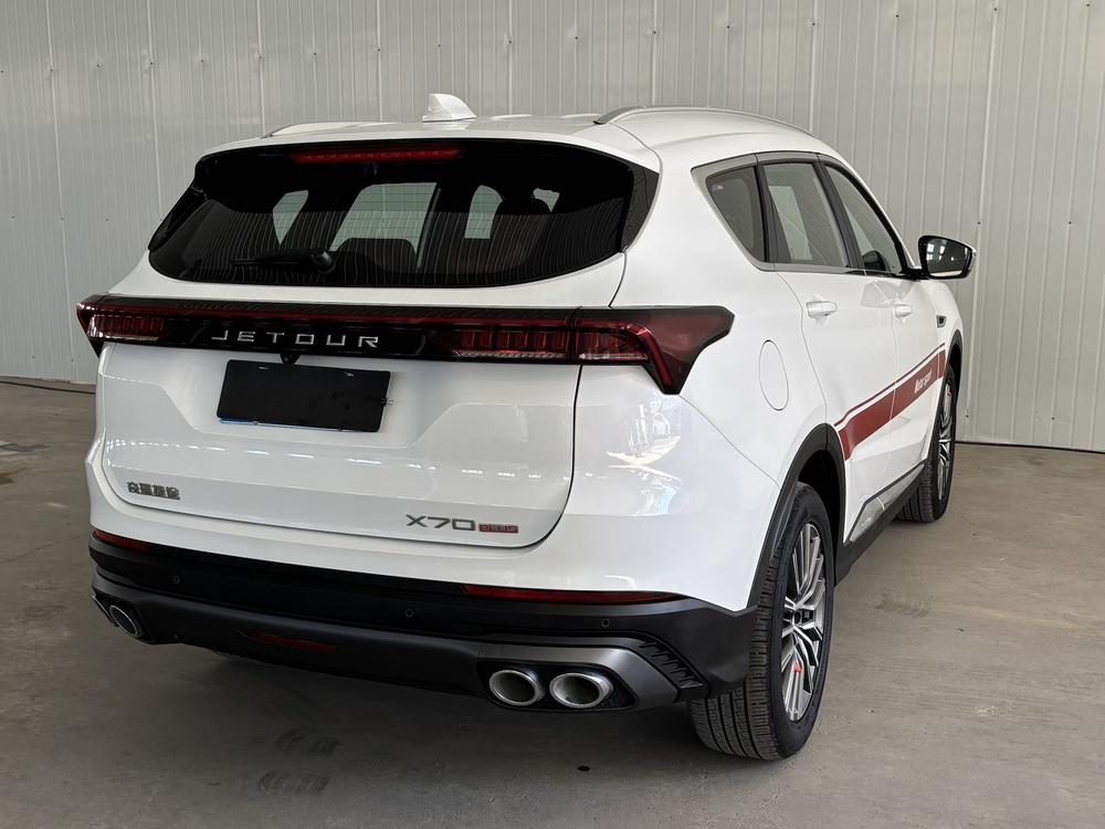 Jetour X70 PLUS 2023 #6 Jetour X70 PLUS 2023 car image #6