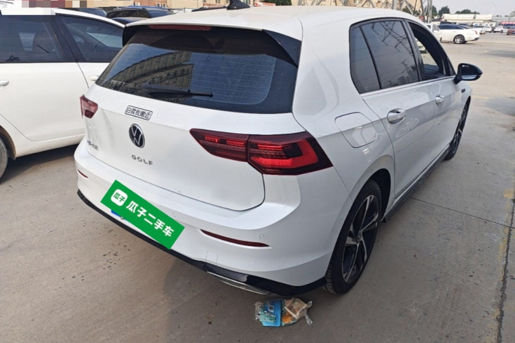 Volkswagen Golf 2021 صورة سيارة #5