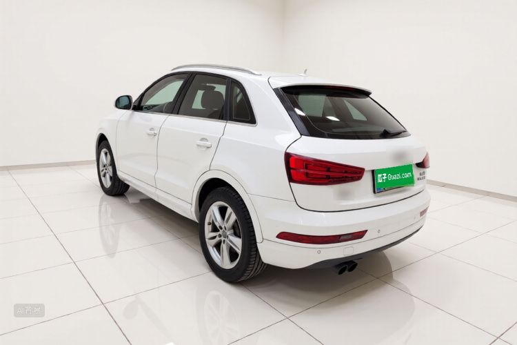 Audi Q3 2018 #5 Audi Q3 2018 car image #5
