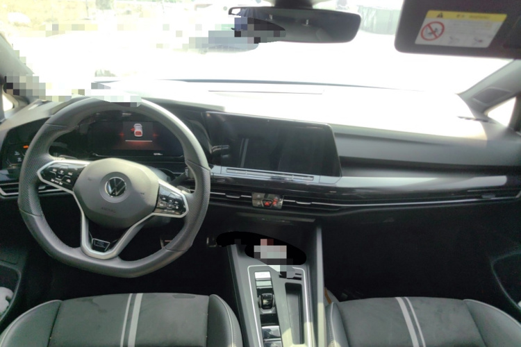 Volkswagen Golf 2024 imagen de coche #7