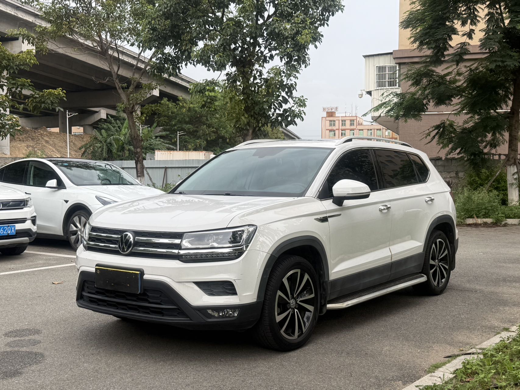 Volkswagen Tharu 2019 car image 
