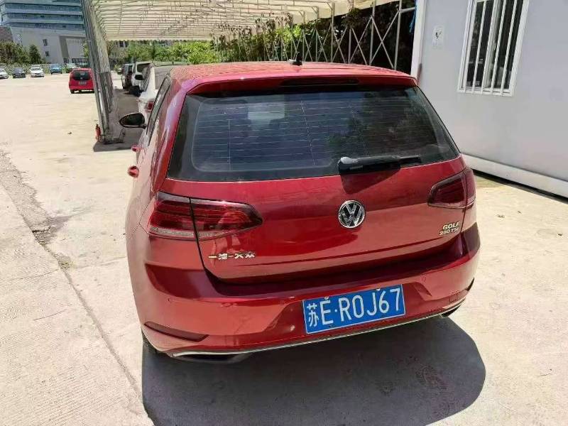 Volkswagen Golf 2020 car image #6