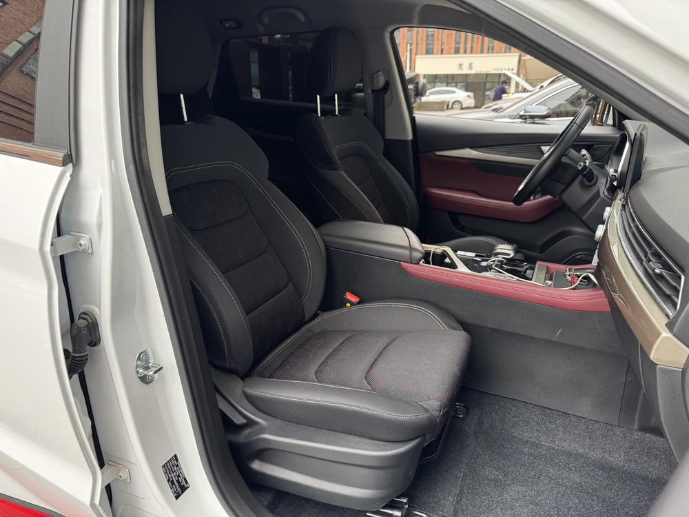 Jetour X70 2024 car image #19