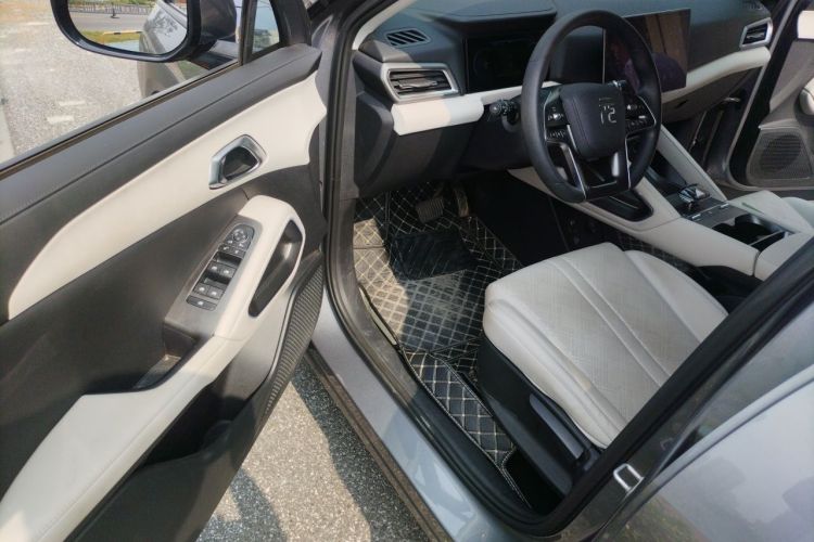 BYD YuanUP 2024 #9 BYD YuanUP 2024 immagine di auto #9