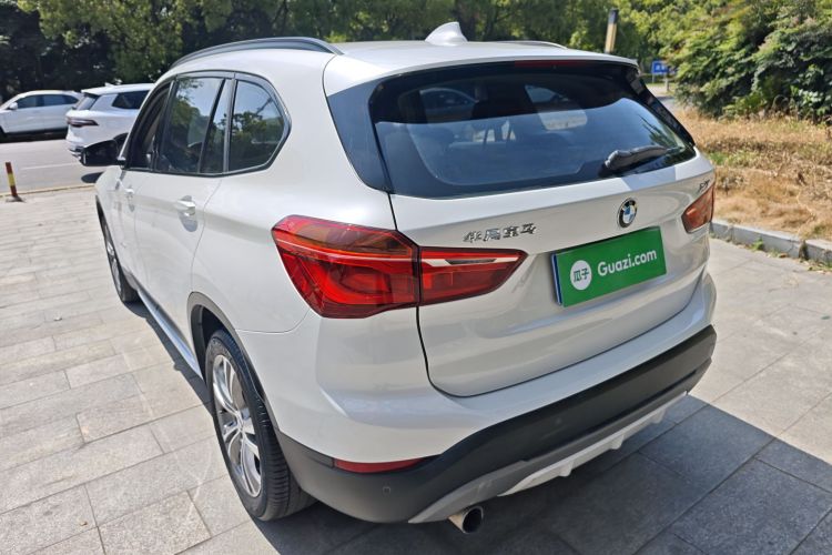BMW X1 2018 #8 BMW X1 2018 car image #8