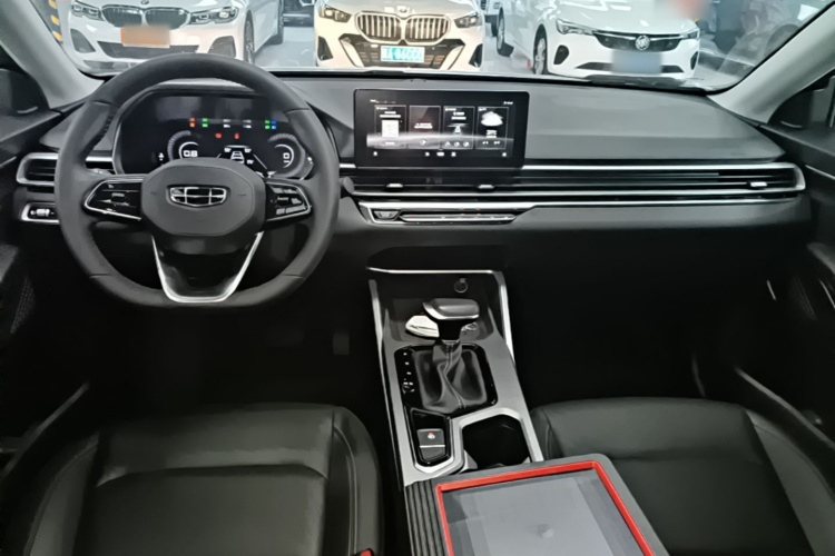 GEELY Emgrand 2022 #10 GEELY Emgrand 2022 car image #10