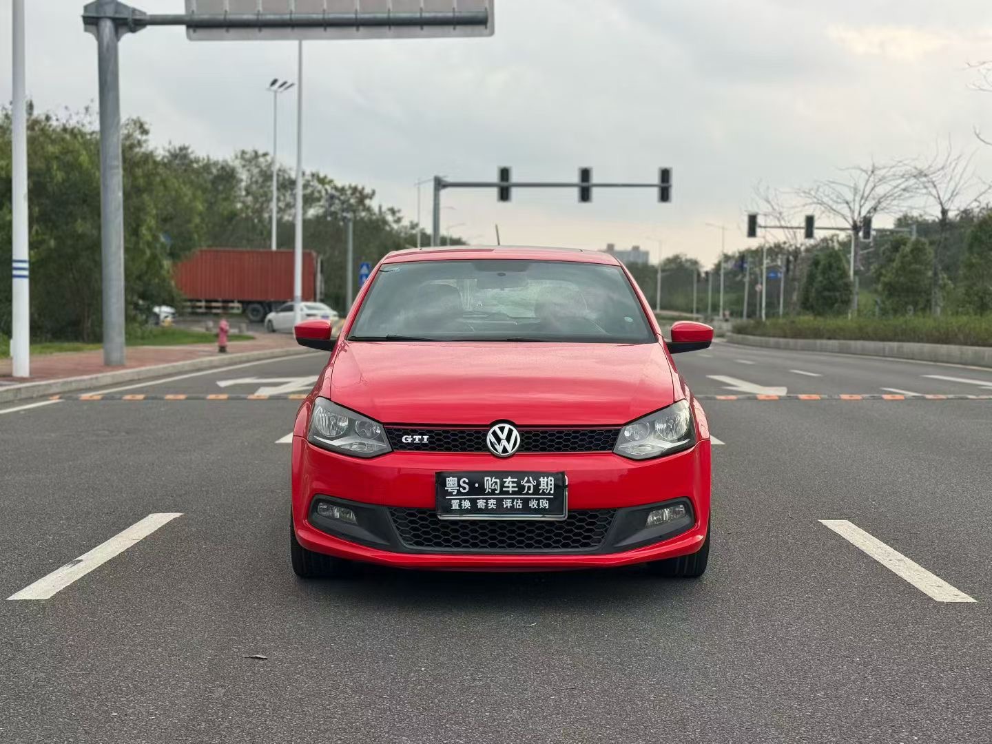 Volkswagen Polo 2014 car image #3