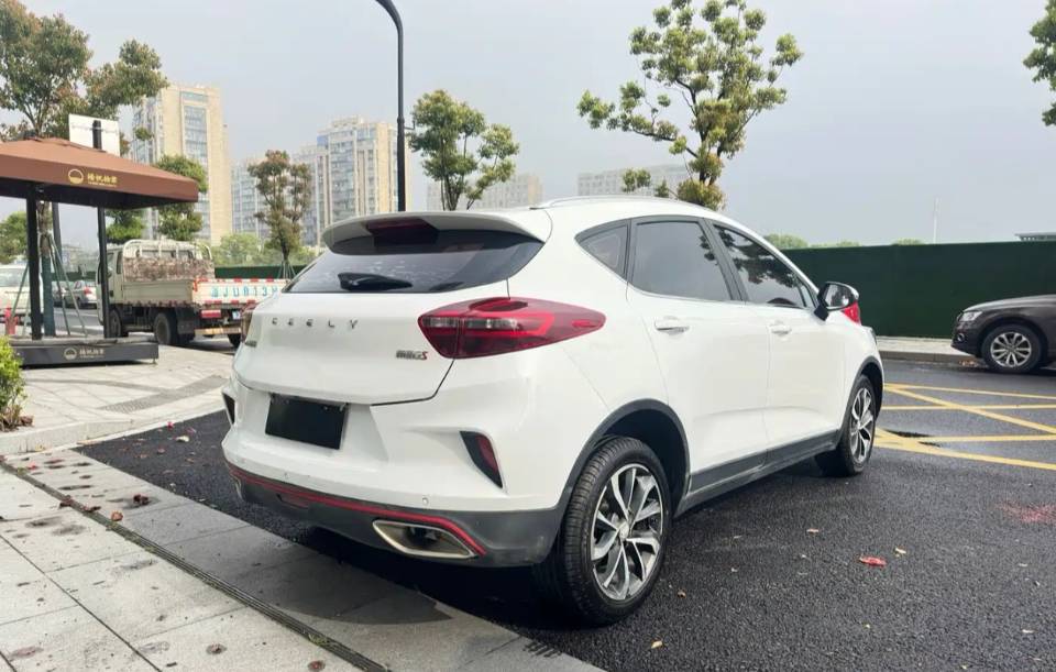 GEELY Emgrand GS 2021 car image #3