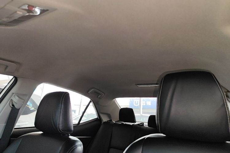 Toyota Corolla 2018 #18 Toyota Corolla 2018 car image #18