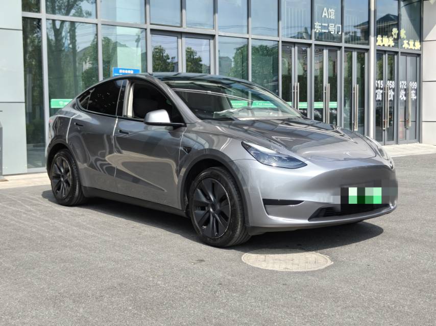 Tesla Model Y 2024 #2 Tesla Model Y 2024 immagine di auto #2