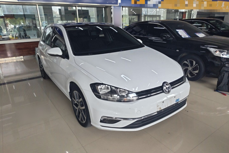Volkswagen Golf 2020 #4 Volkswagen Golf 2020 صورة سيارة #4