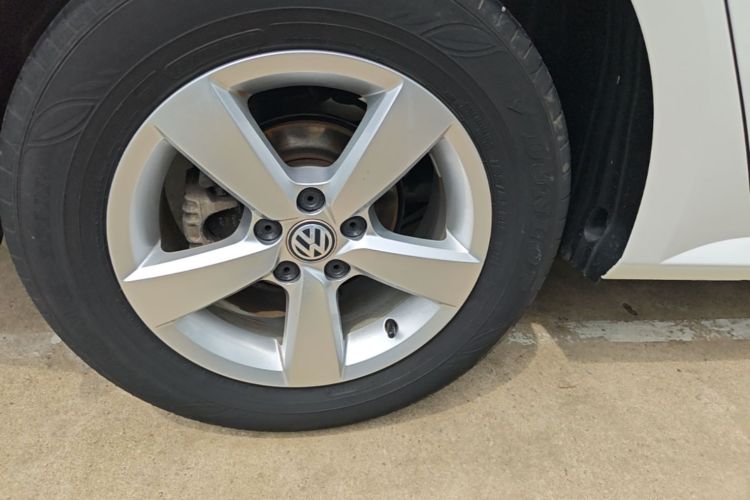 Volkswagen Lavida 2020 car image #4