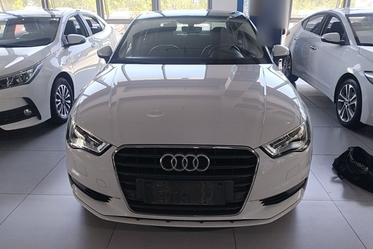 Audi A3 2016 immagine di auto #3