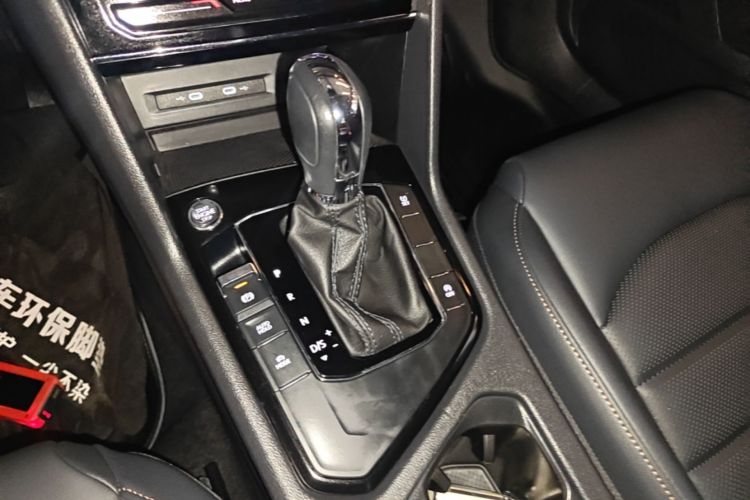Volkswagen Tharu 2021 car image #18