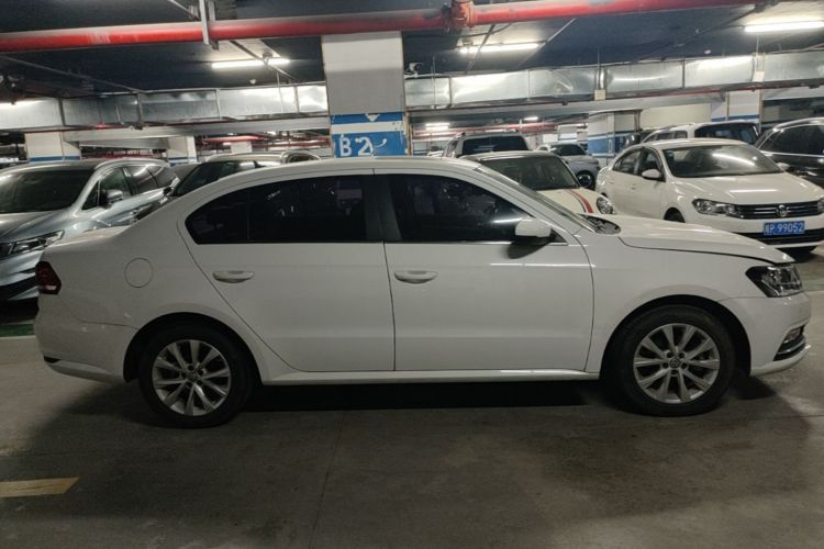 Volkswagen Lavida 2018 car image #7
