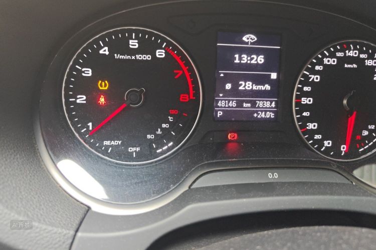 Audi A3 2018 immagine di auto #14