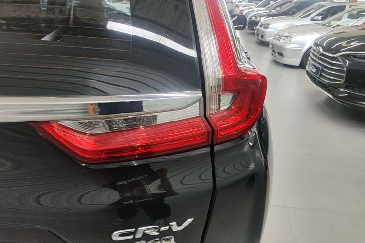 Honda CR-V 2018 #8 Honda CR-V 2018 car image #8