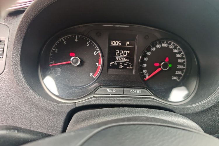 Volkswagen Polo 2017 #13 Volkswagen Polo 2017 car image #13