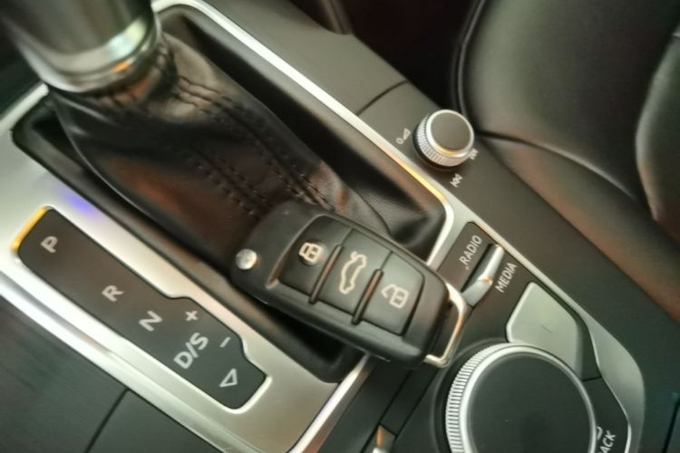Audi A3 2017 #14 Audi A3 2017 car image #14
