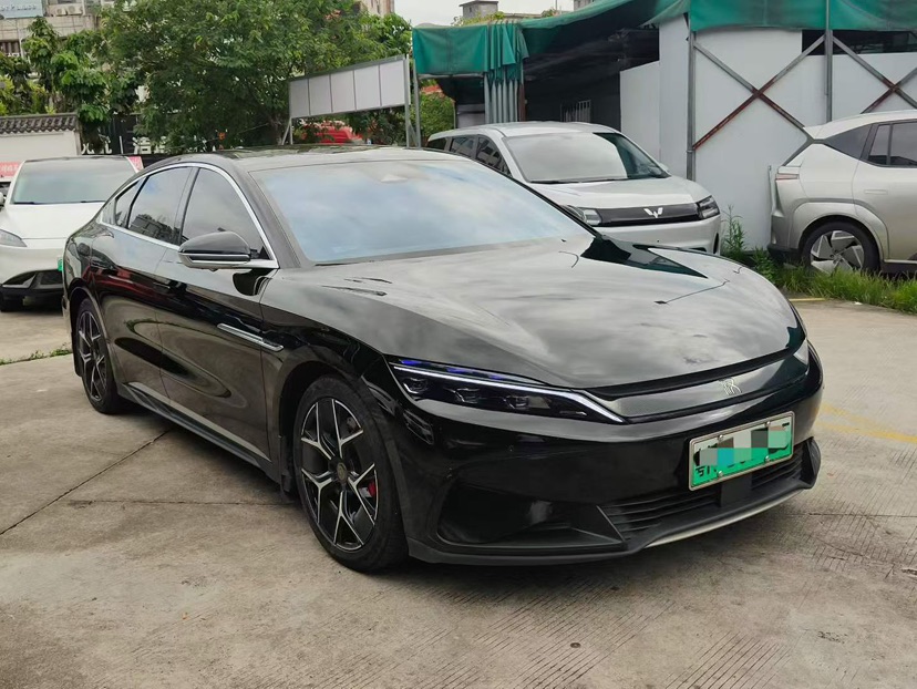 BYD Han 2023 car image #2