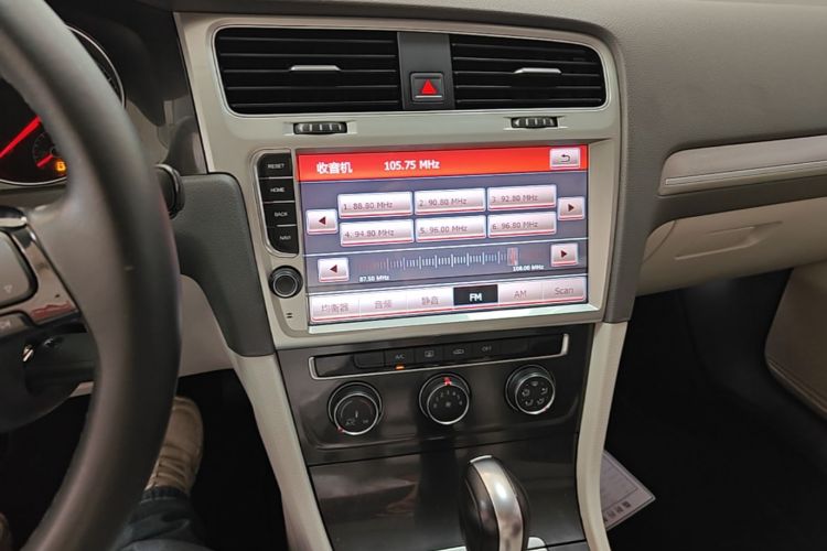 Volkswagen Golf 2018 #13 Volkswagen Golf 2018 car image #13