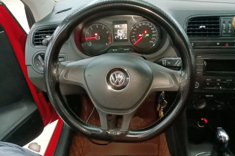 Volkswagen Polo 2019 car image #11