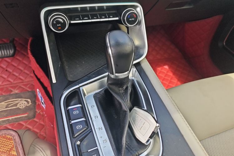 GEELY Binray 2018 #14 GEELY Binray 2018 صورة سيارة #14